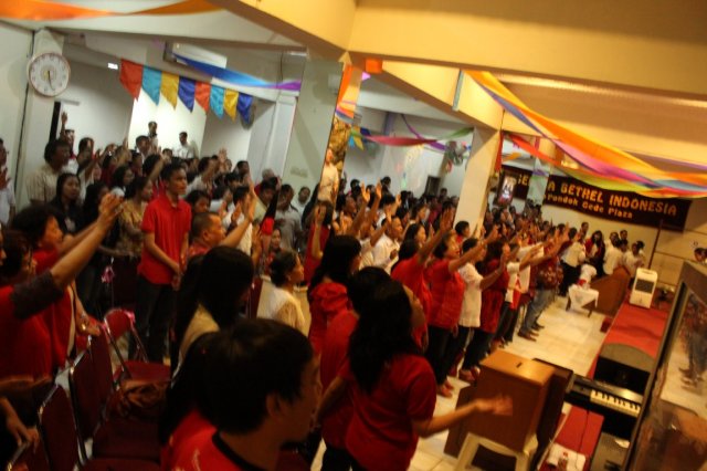 HUT GBI Pondok Gede Plaza ke 18